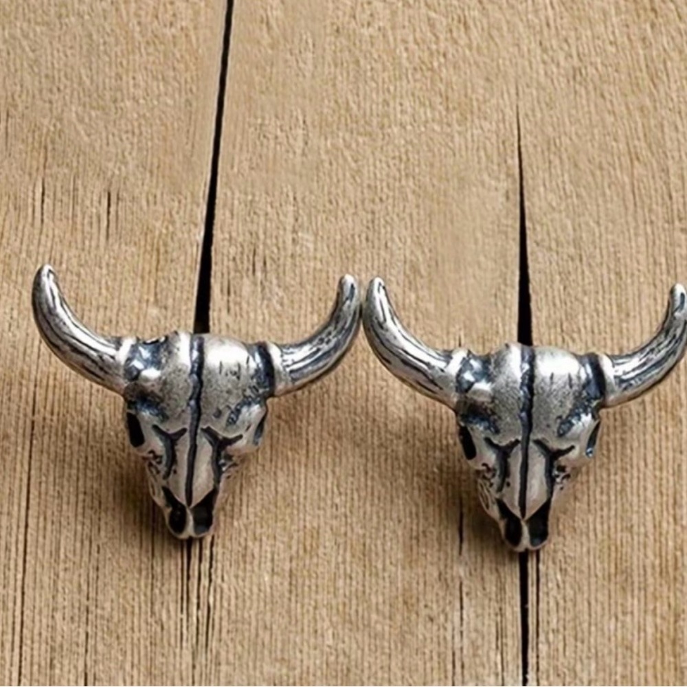 Silver Bull Skull Earrings - Picture 2 of 4